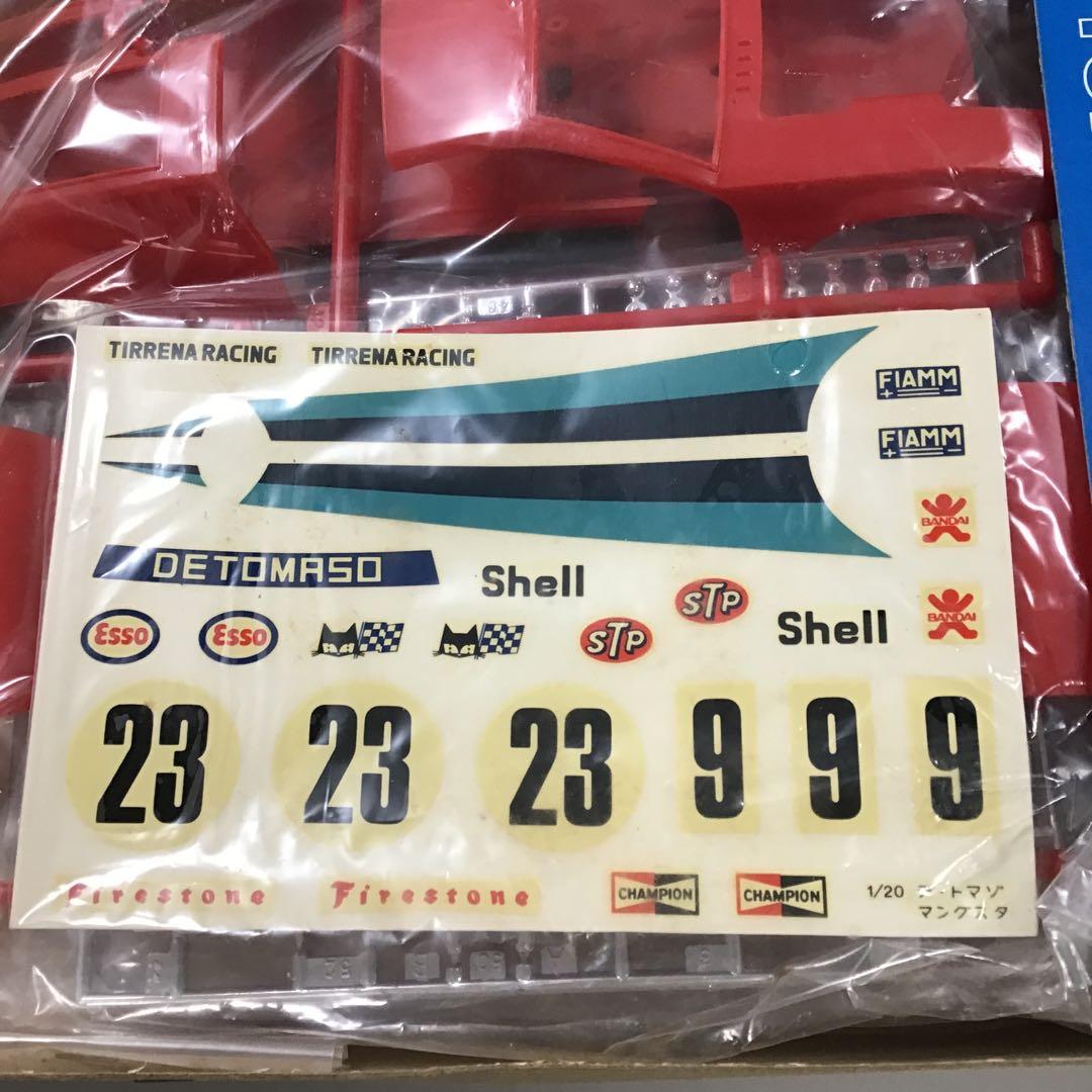 昭和　レトロな車プラモセット　バラ売り不可です。