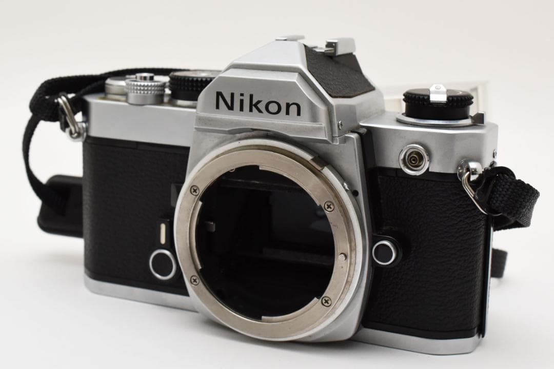 ★各部モルト張り替え済・外観美品★ニコン Nikon FM ボディ #18056