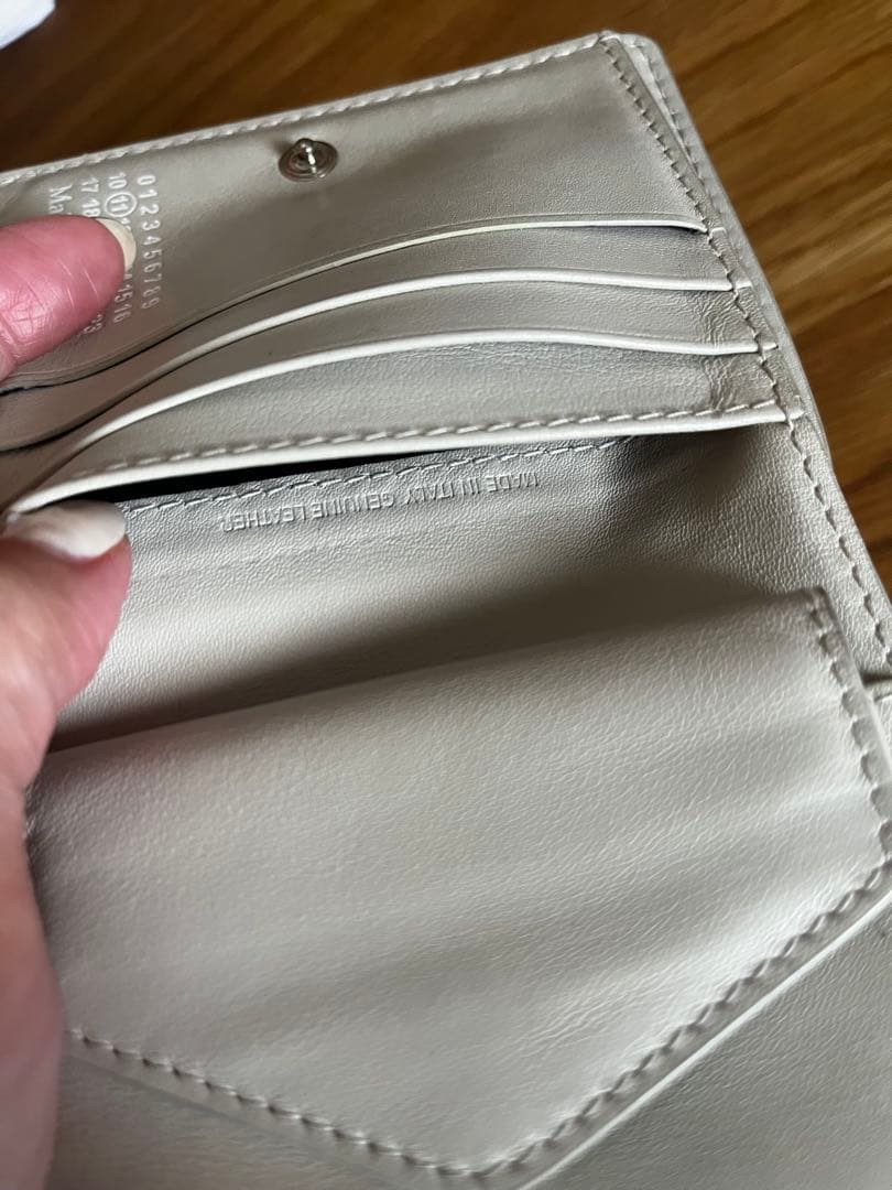 Maison Margiela 二つ折り財布 グレージュ 羊革