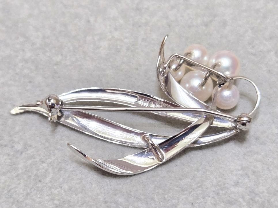 MIKIMOTOミキモト SV あこや真珠ブローチ パール 本真珠　42034