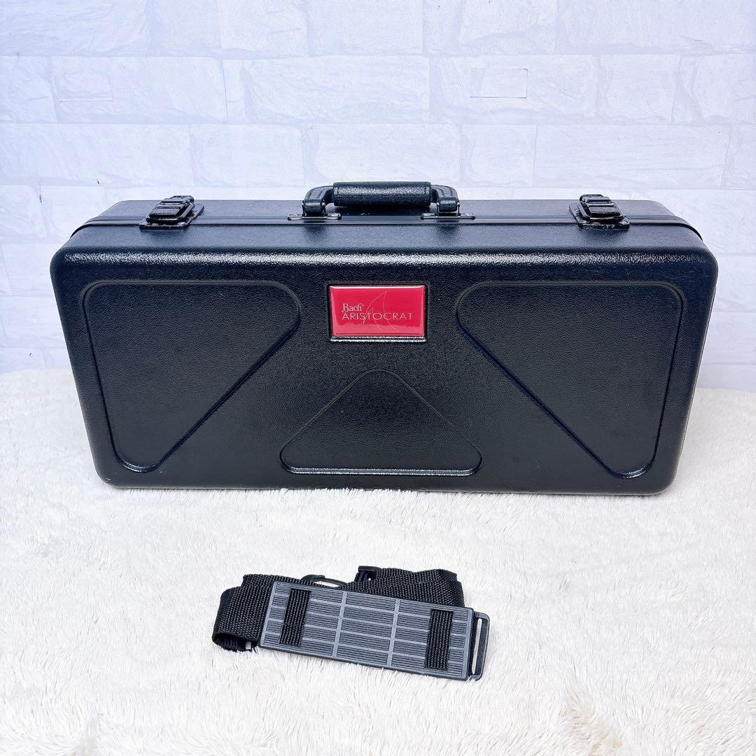 Bach バック TR-300 トランペット B♭ マウスピースなし