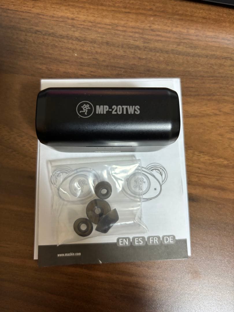 MACKIE ( マッキー ) MP-20TWS 完全ワイヤレスイヤホン