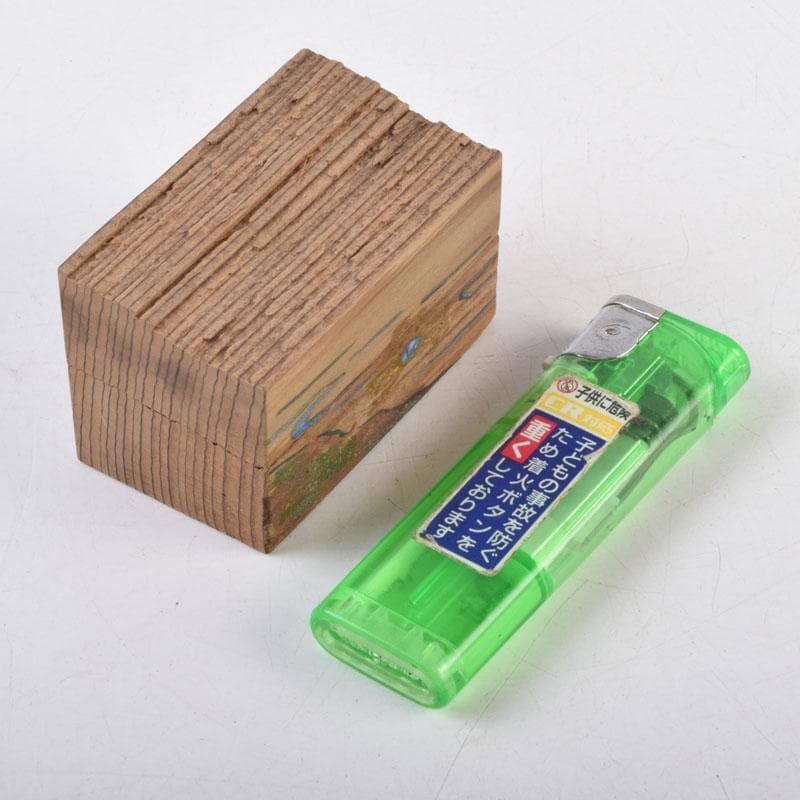 茶道具　神代杉　沢蟹図　香合　V　8995