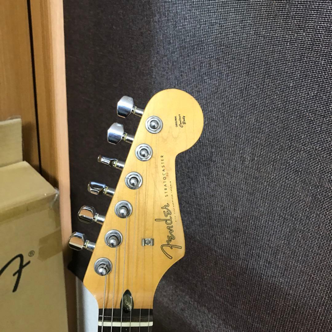 Fender Japan ストラト ST-500VR Refinish 中古品