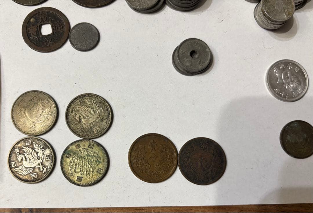 【100円銀貨4枚入】旧紙幣・古銭 大量まとめセット 1円札 寛永通宝 龍一銭