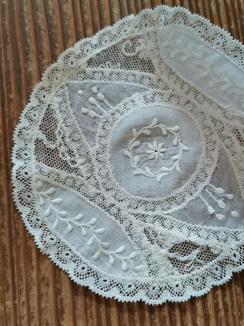 アンティーク ノルマンディーレース 小さなドイリー フランス エンブロイダリー