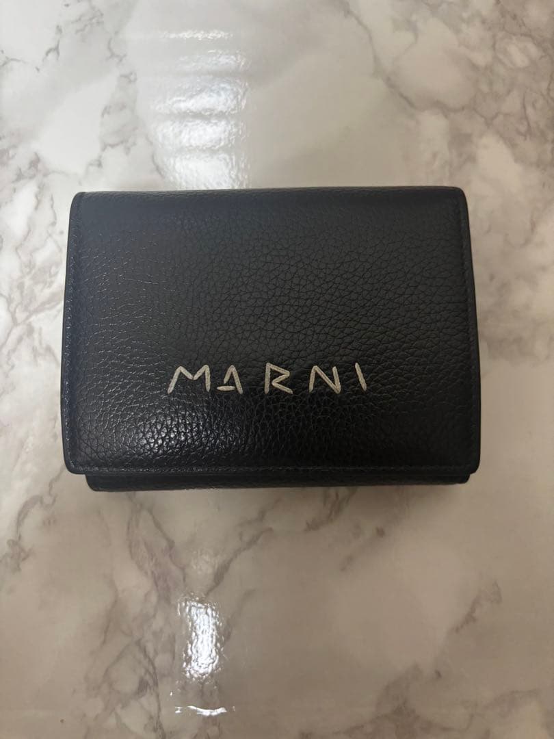K*o様 marni マルニ 三つ折り財布 ブラック