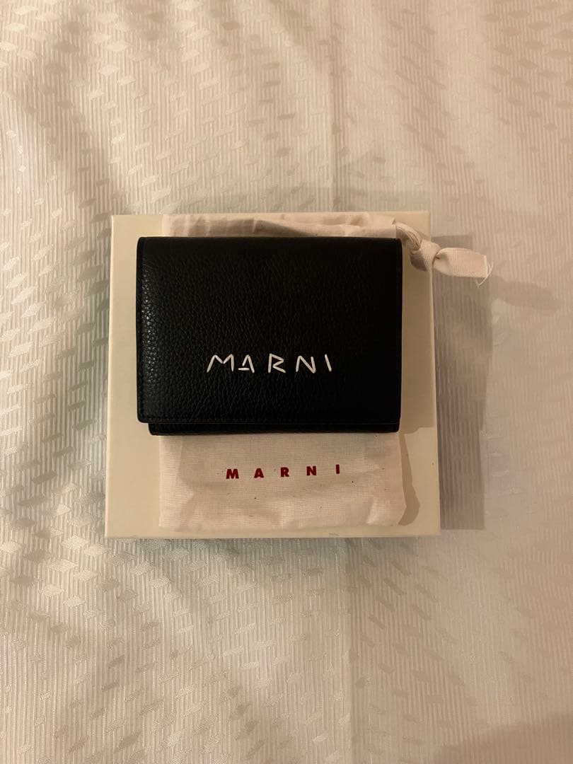 K*o様 marni マルニ 三つ折り財布 ブラック