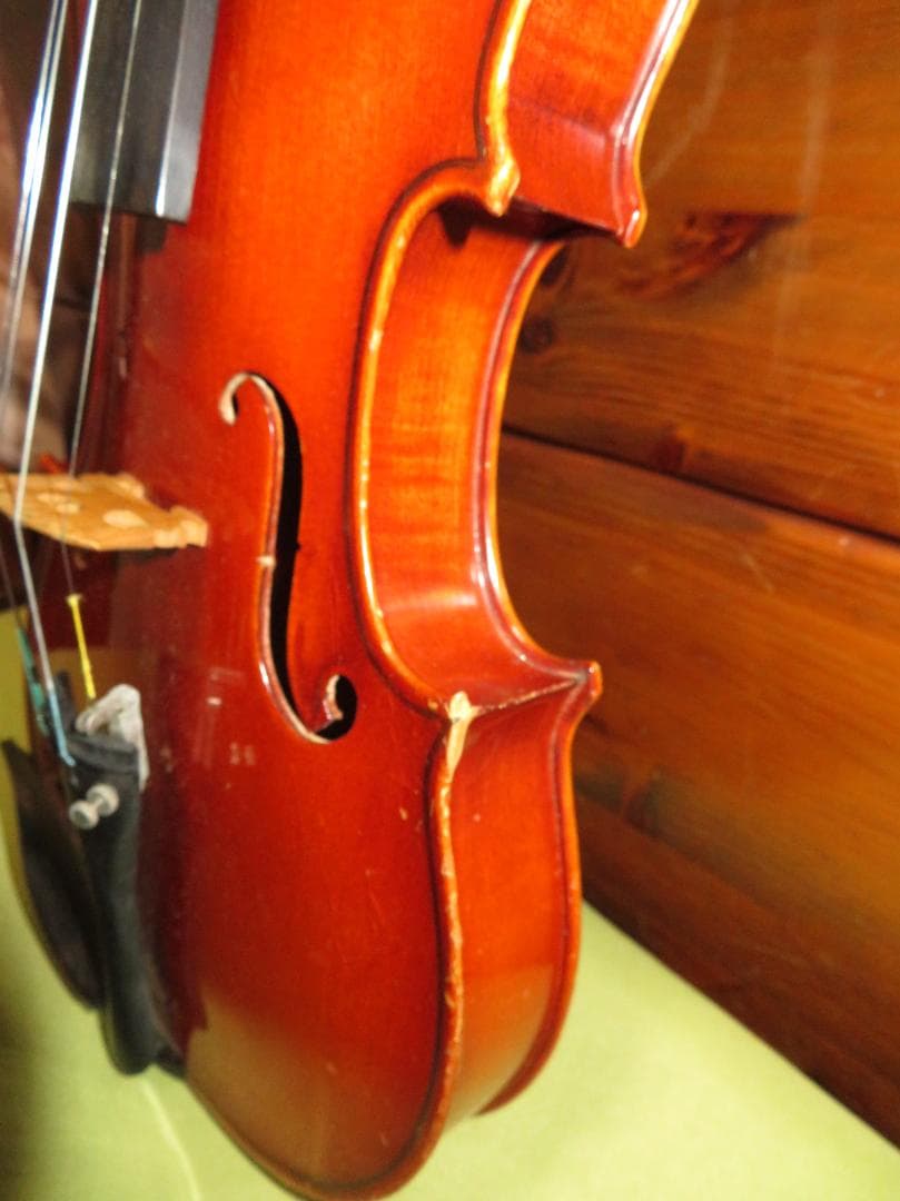 SUZUKIバイオリン　no特.2　 1971 年製　サイズ：4/4　欠けあり