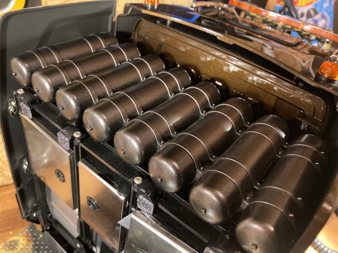 タミヤスカニア8×4 BMW B09マラケシュブラウンウレタン鏡面塗装仕上げ