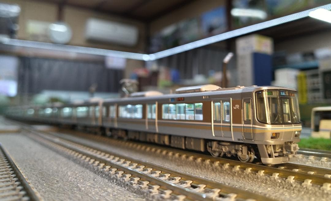 JR 223系 2000番台 (2次車) <新快速> 8両セット