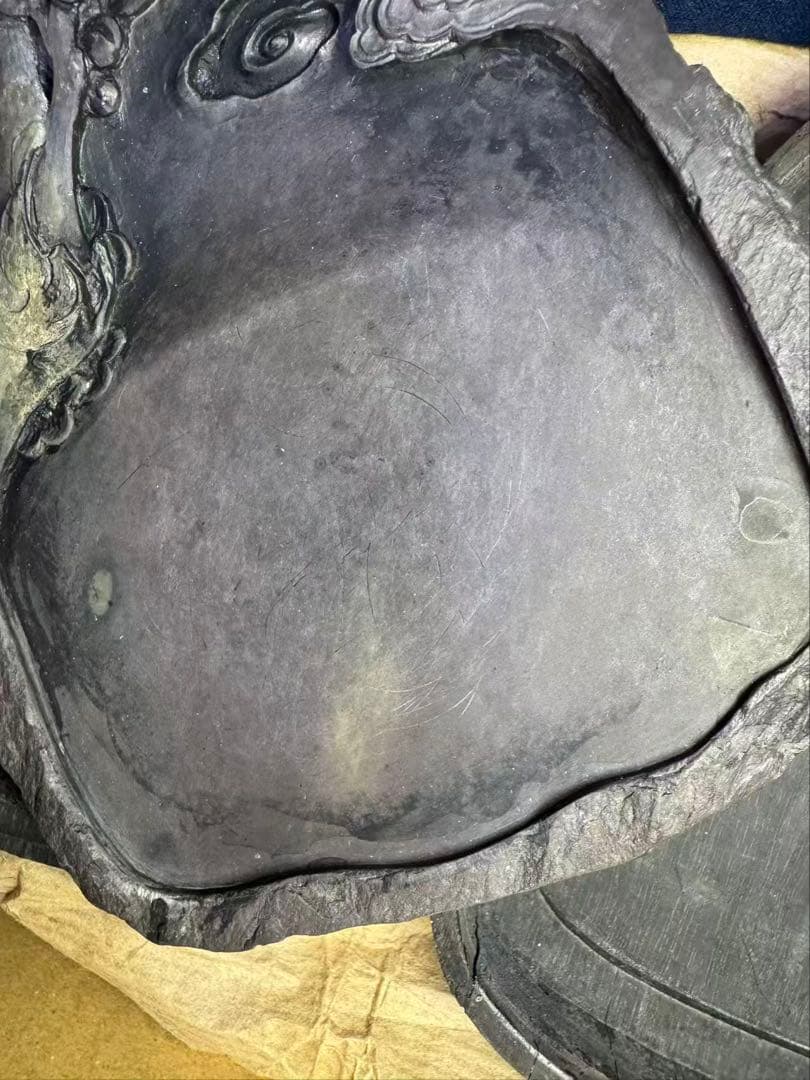 硯　黒　彫刻デザイン