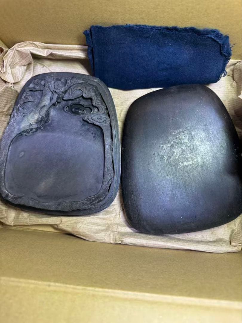 硯　黒　彫刻デザイン