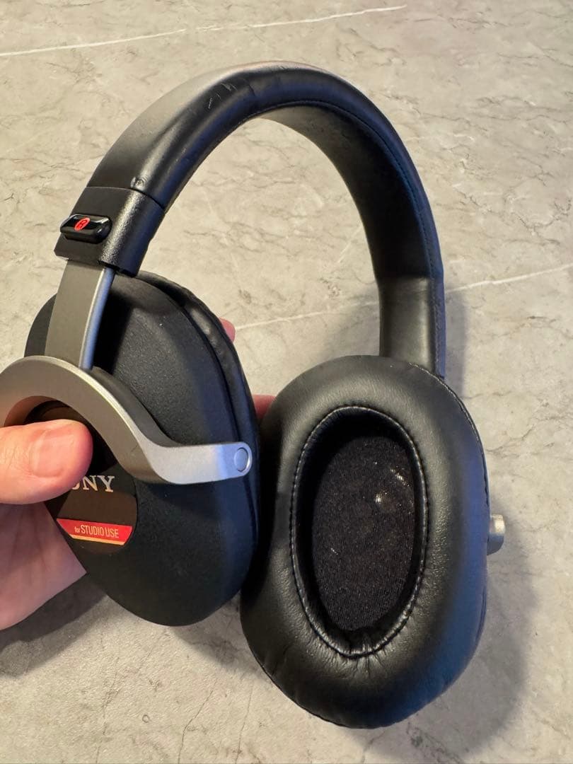 ヘッドホン SONY MDR-Z1000