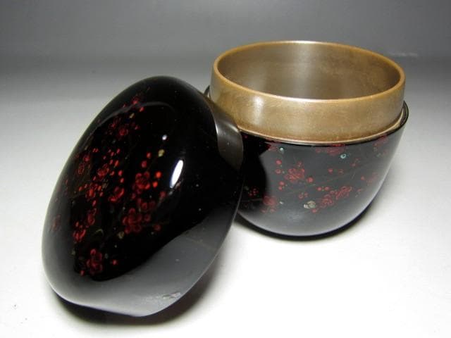 八雲塗 山根進(雙進・そうしん) 内銀桜絵大棗 表千家十三代即中斎花押 m144