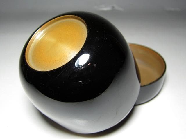 八雲塗 山根進(雙進・そうしん) 内銀桜絵大棗 表千家十三代即中斎花押 m144