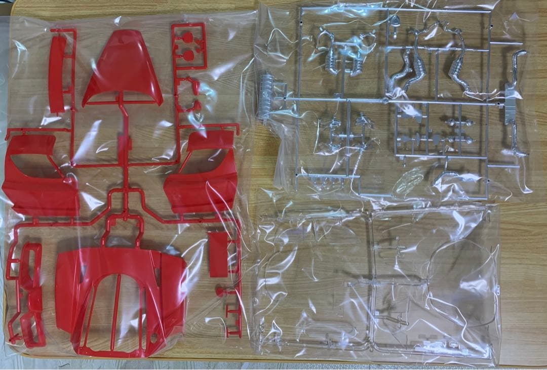 自動車 TAMIYA  ENZO FERRARI