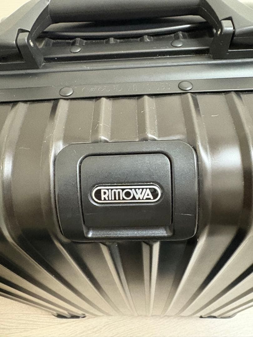 RIMOWA TOPAS リモワ トパーズ ステルス スーツケース 機内持込可