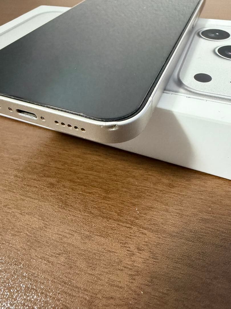 iPhone14 256GB スターライトSIMフリー