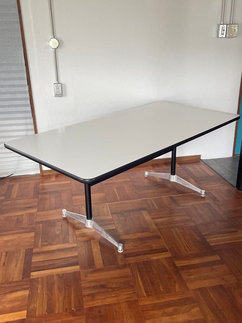 ハーマンミラー ヴィンテージ イームズ コントラクト ミーティング テーブル 1