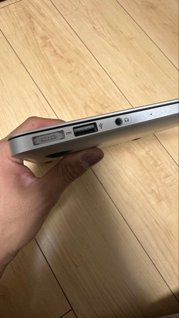 Apple MacBook Air (2017) 本体