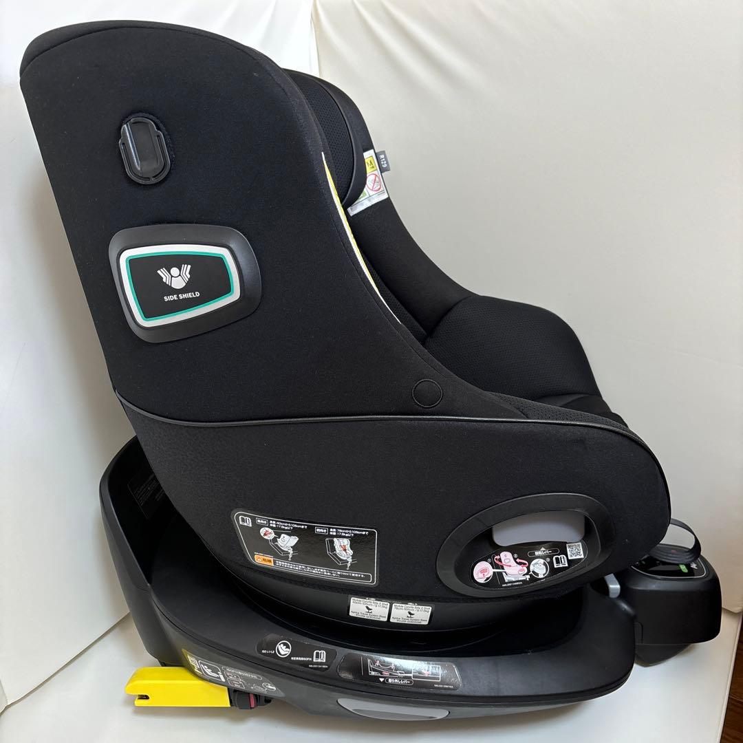 Aprica クルリラビッテエックス ブラック チャイルドシート　R129適合