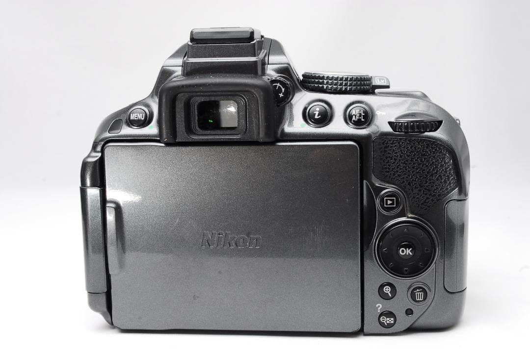 スマホ転送OK♥希少なグレー♥ダブルズーム♥ Nikon D5300