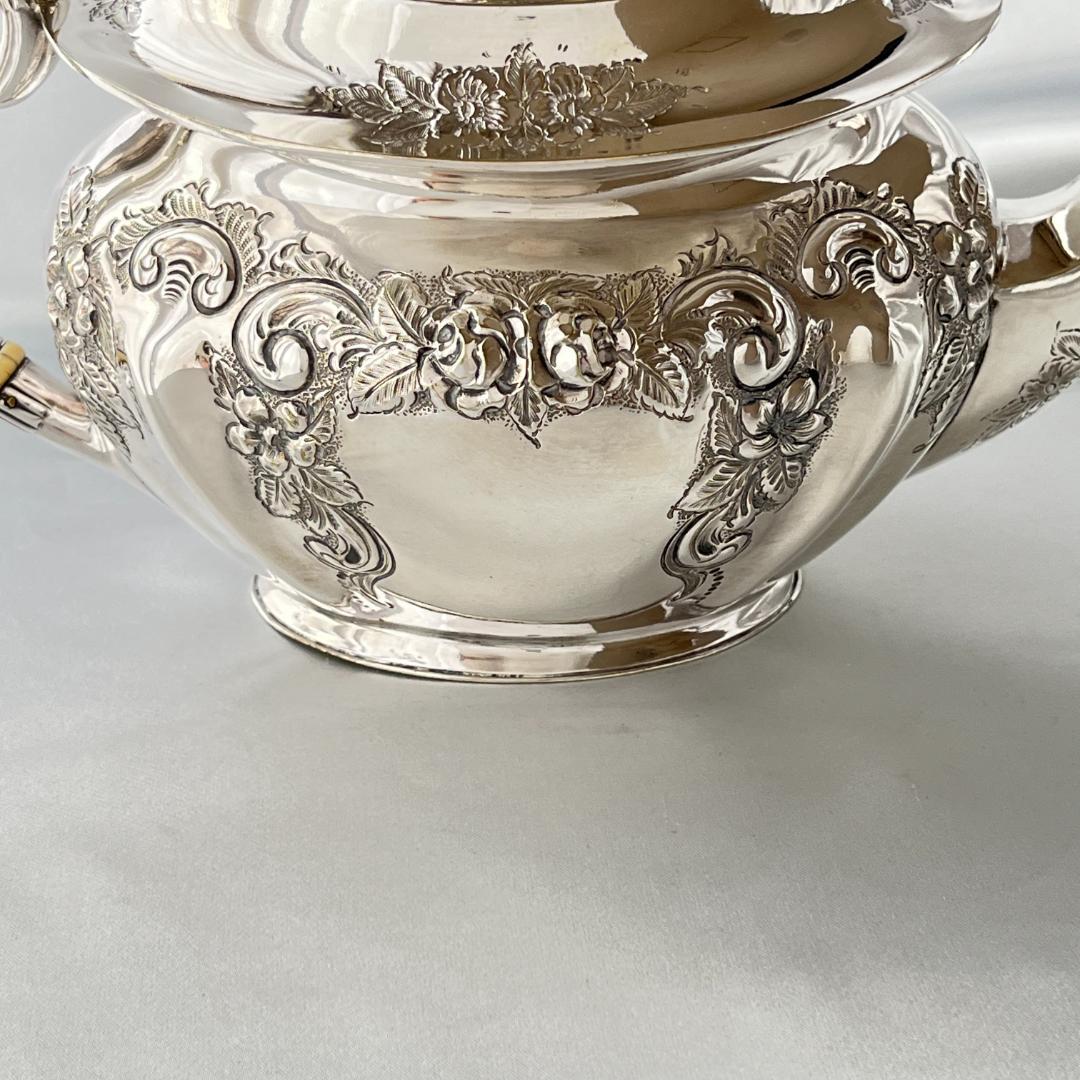 【Pinder Brothers】 ローズのティーセット 3点 薔薇のレリーフ