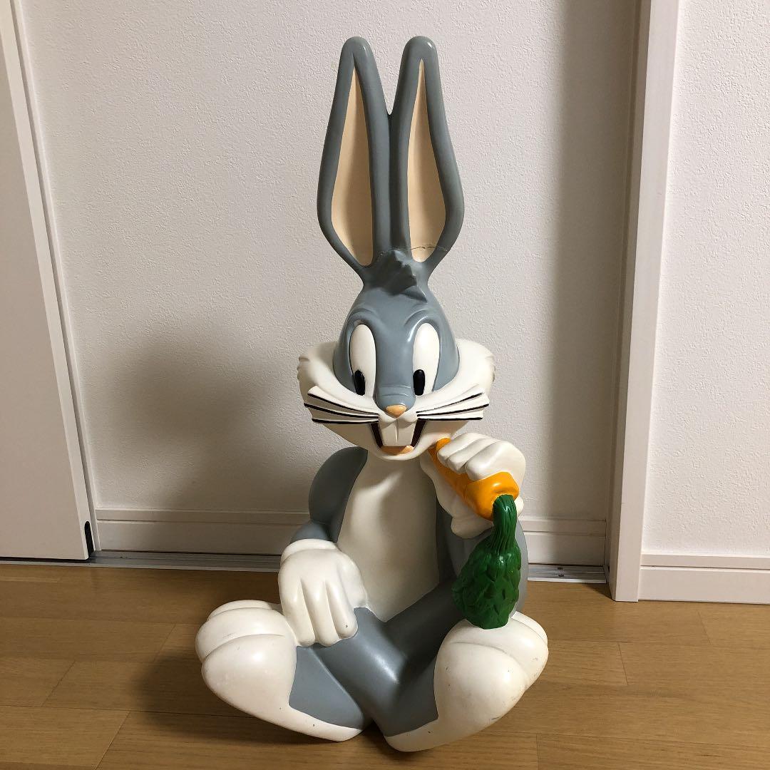 ワーナーブラザーズ　バックスバニーのフィギュア(大)