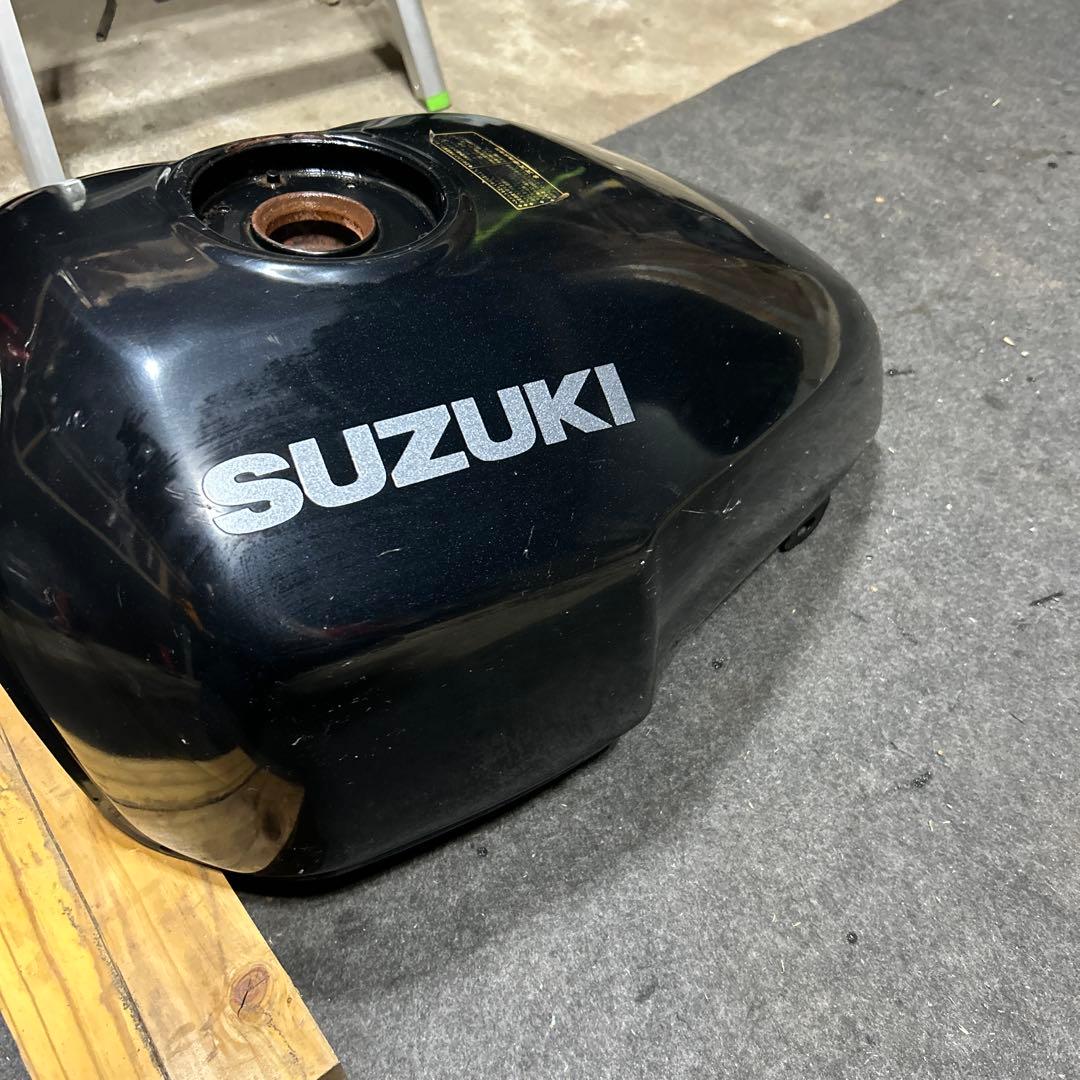 GSX400 インパルスSUZUKI バイクタンク 黒