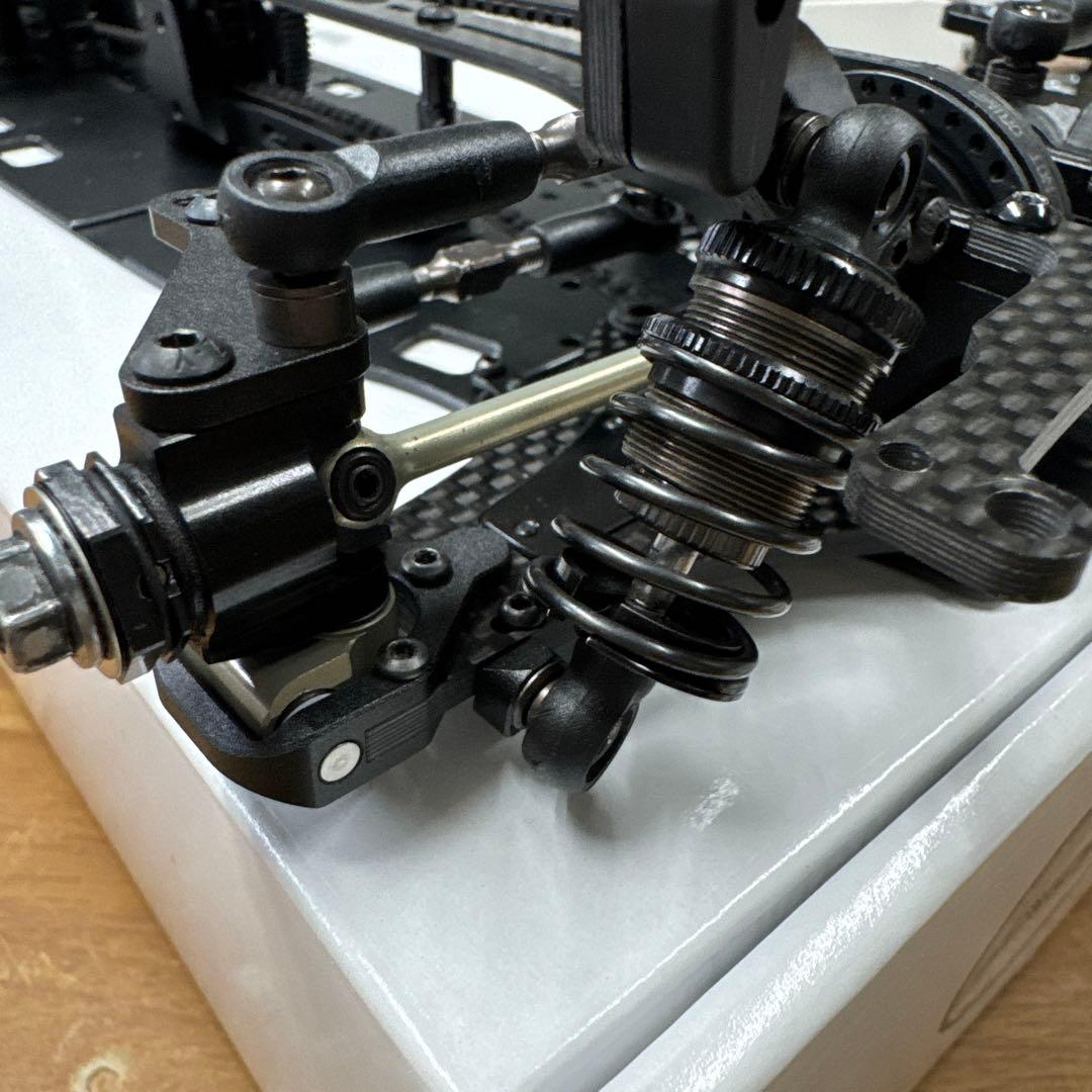 アソシ AXON TC10/3 アルミシャーシ