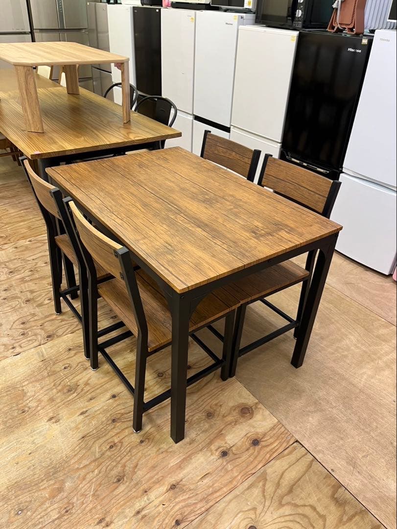 コンパクトな4人掛け!! スリーアイ ダイニングテーブル＆チェア×4脚セット