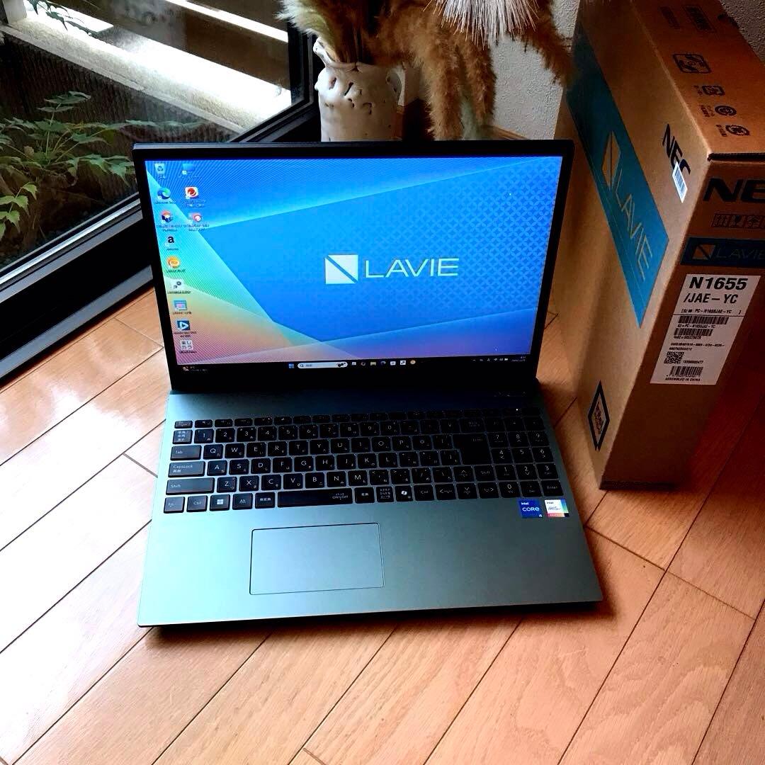 美品NEC LAVIE N1655/J【2025年製】(Office 2024)