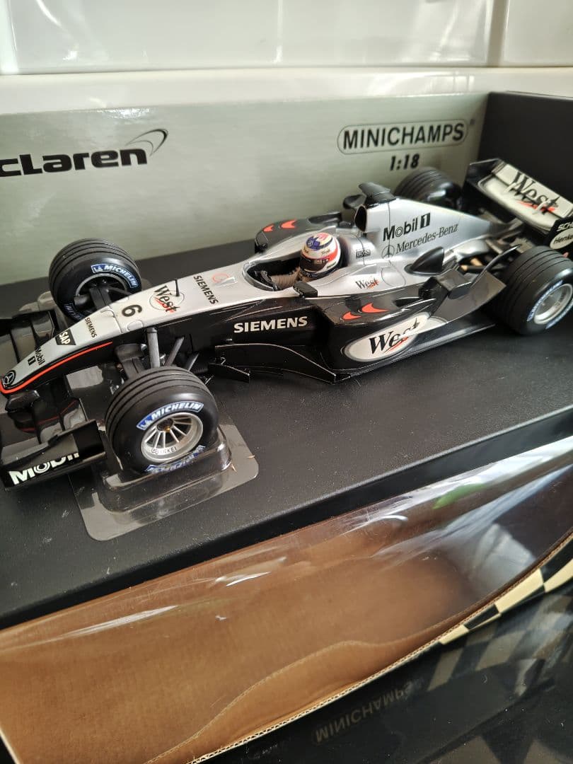 マクラーレン・メルセデスMP4/19 キミ・ライコネン　タバコ仕様
