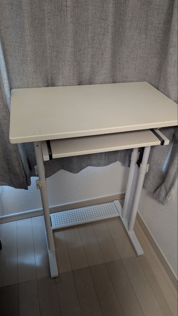 バウヒュッテ 昇降式ホワイトデスク 幅約80cm