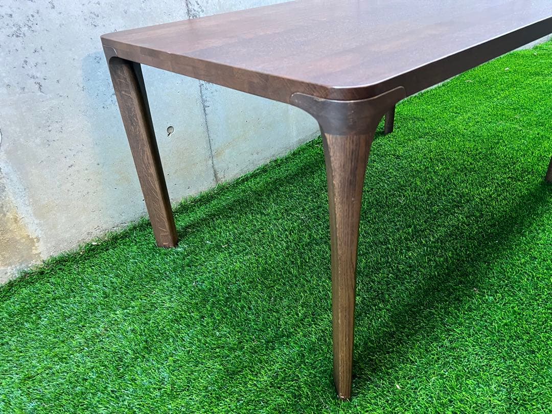 カリモク 60 家具　ダークブラウン 木製 ダイニングテーブル　4人用