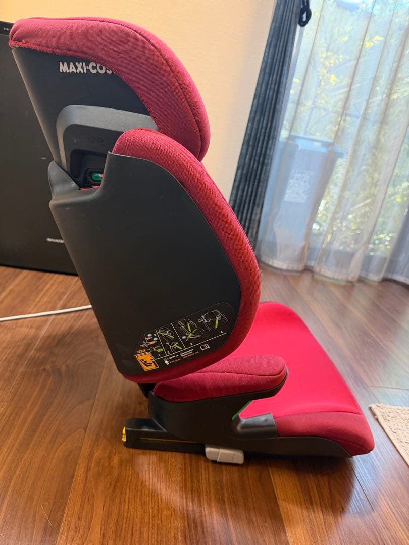 maxi-cosi マキシコシ モリオン アイサイズ ジュニアシート