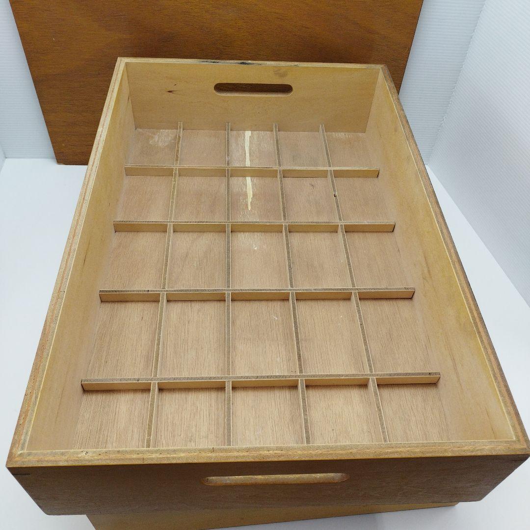 木箱　コレクション箱　岩石　石アート　化石　作品　陶器　収納　収集　整理　箱