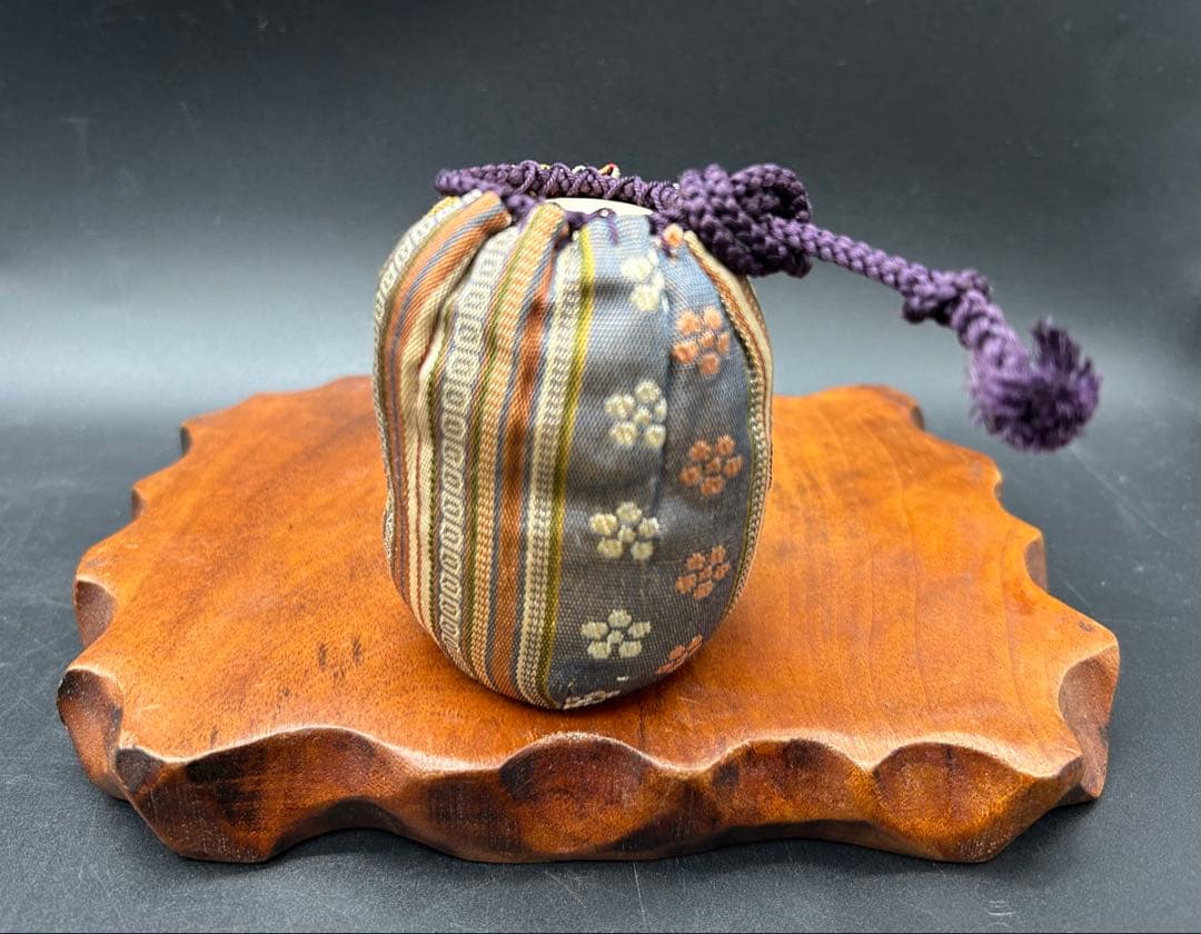 陶器　瀬戸焼　古瀬戸肩衝茶入　加藤作助造　仕覆付き　茶道具　茶道　印あり