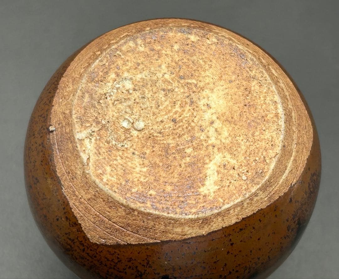 陶器　瀬戸焼　古瀬戸肩衝茶入　加藤作助造　仕覆付き　茶道具　茶道　印あり