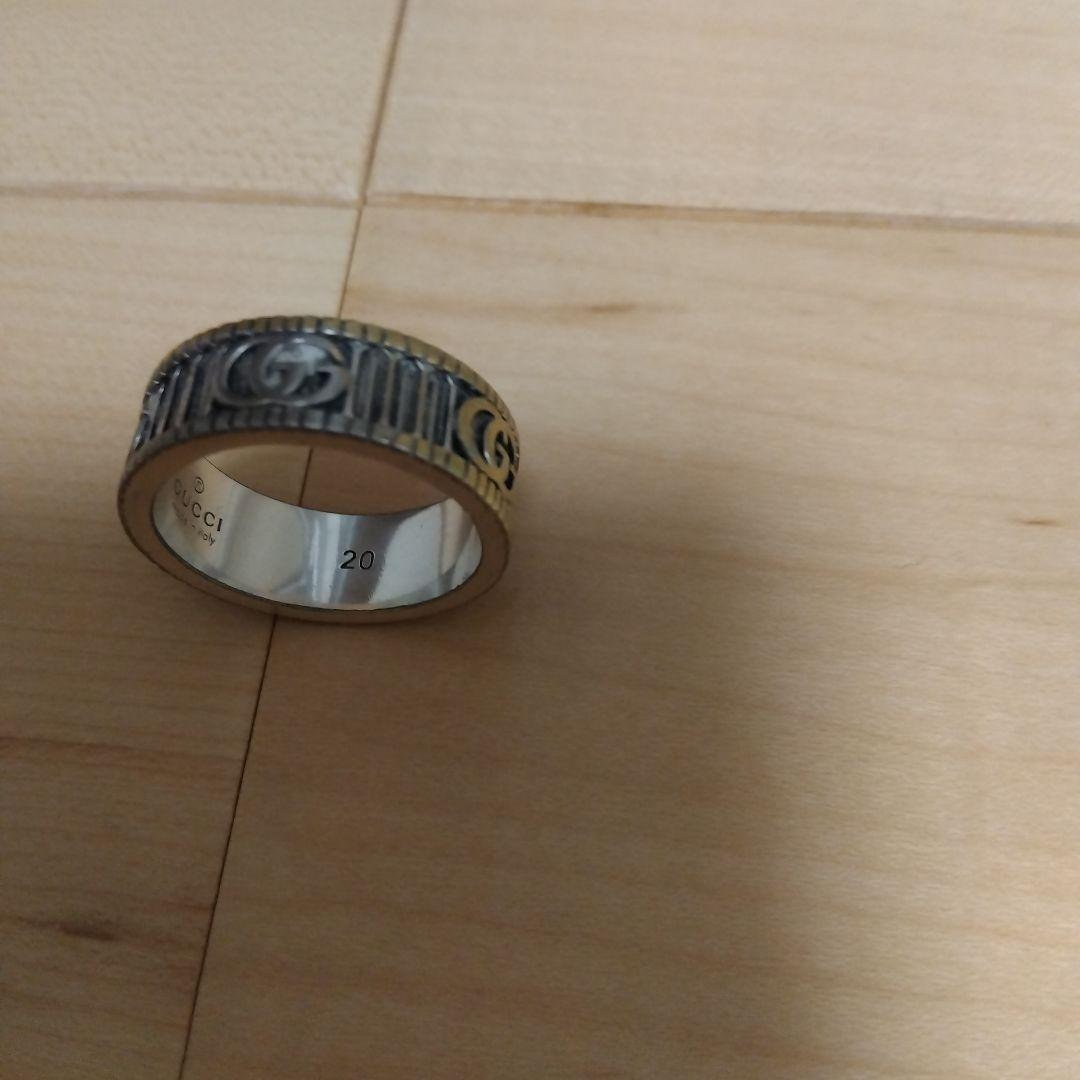 バ*ん様 GUCCI ロゴ入り リング サイズ20 　シルバー925（箱無し・リ