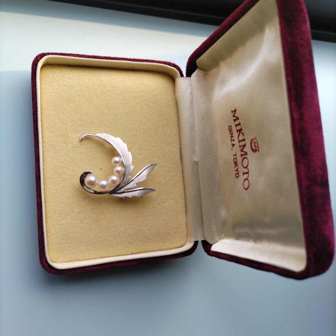 MIKIMOTO 真珠 リーフモチーフ ブローチ