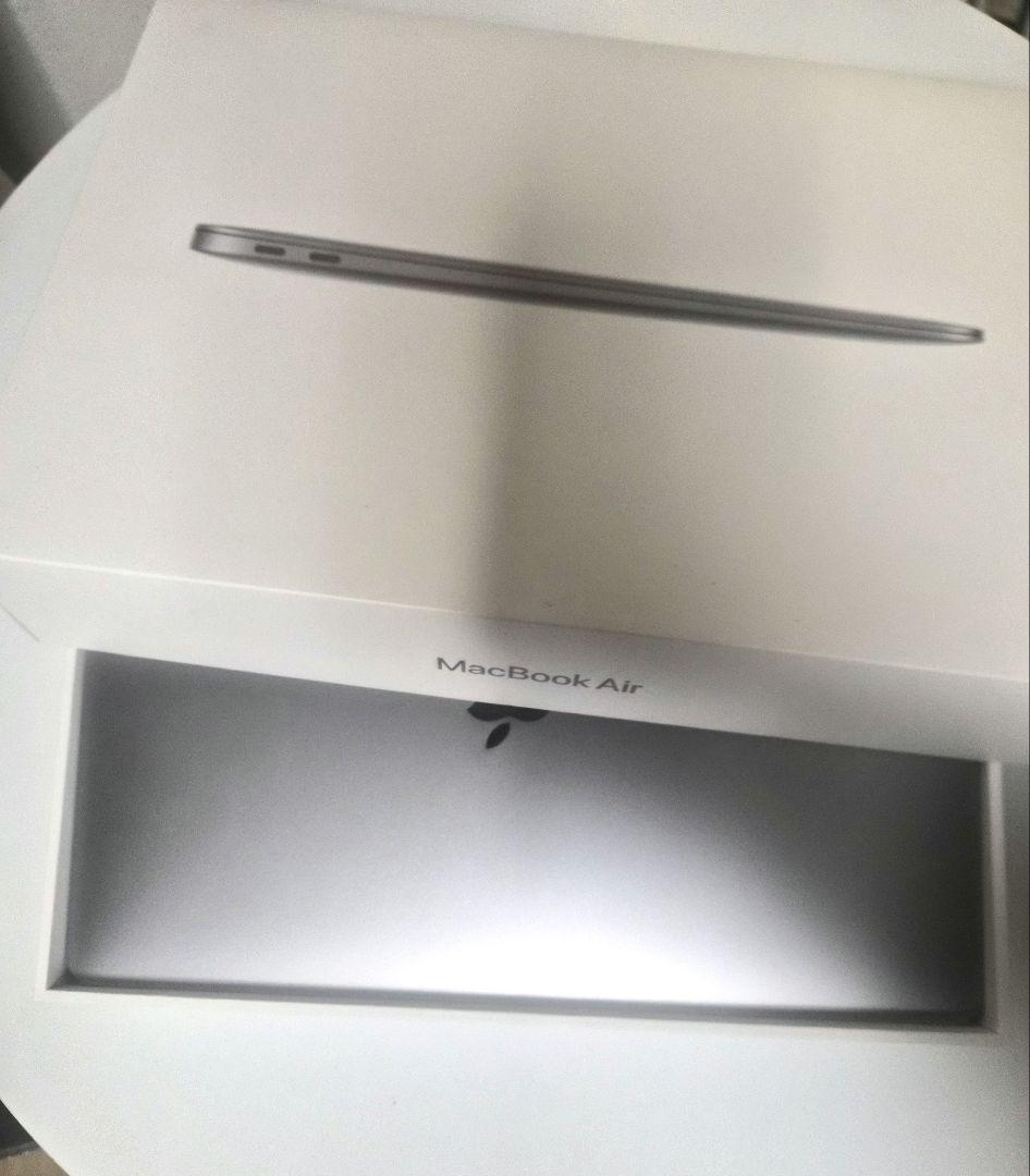 液晶割れ　MacBook Air M1 16GB/512GB 90% 2020