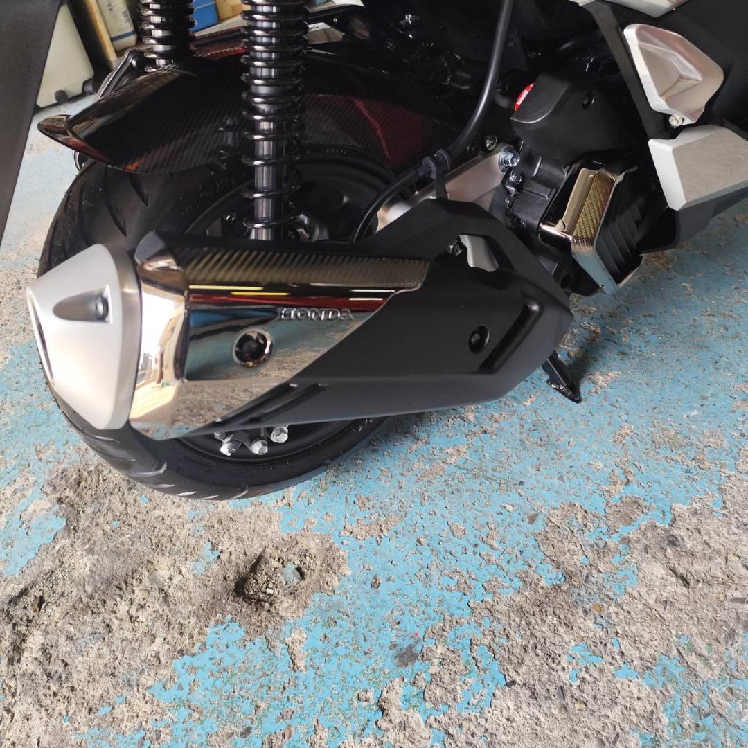 かーくん2025年 PCX(JK05/KF47)ahmカスタムパーツ２点