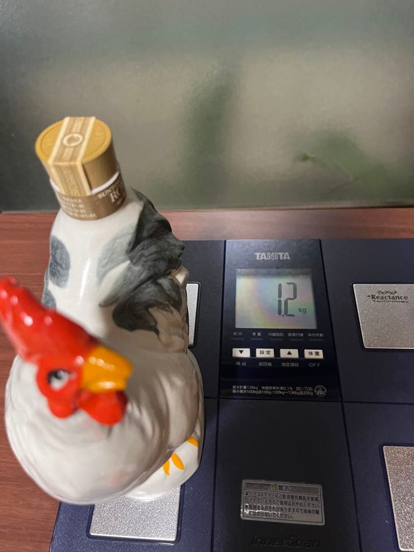 【未開栓】サントリーウイスキーローヤル12年 干支ボトル 2005年 酉 とり