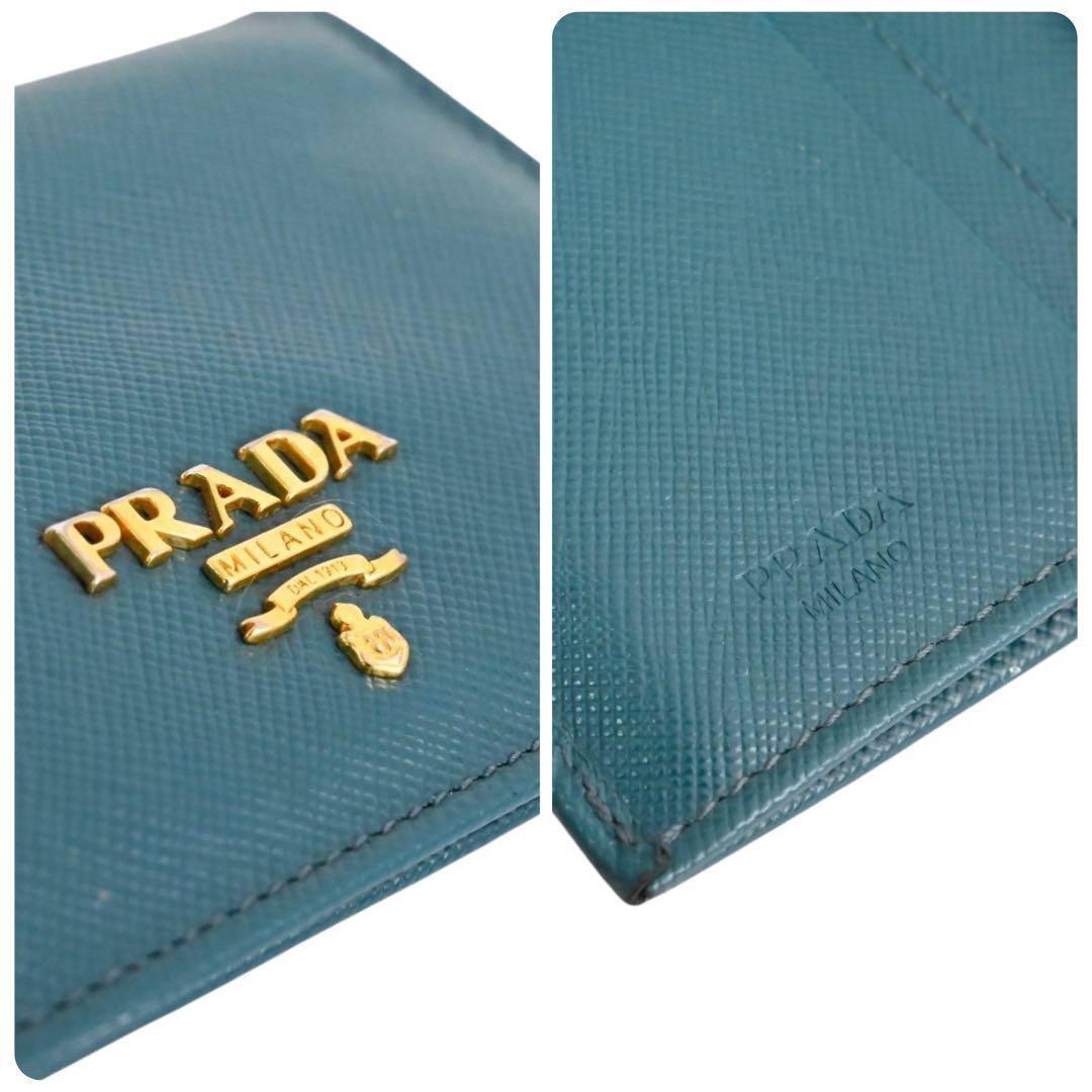 【美品】プラダ　レザー　折財布　カード　小銭　　ブルー　青　ウォレット
