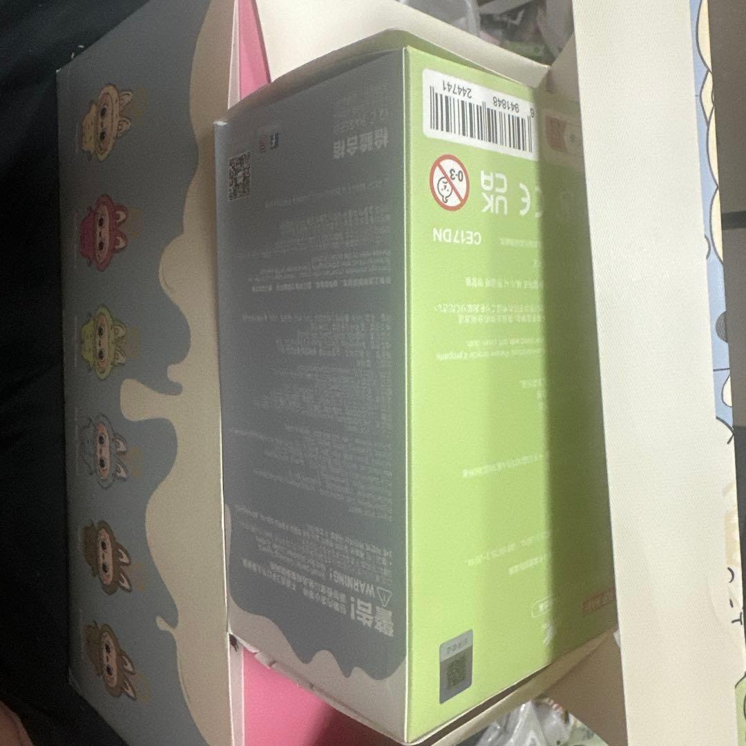 ラブブ　エキサイティングマカロン アソートボックス　2box