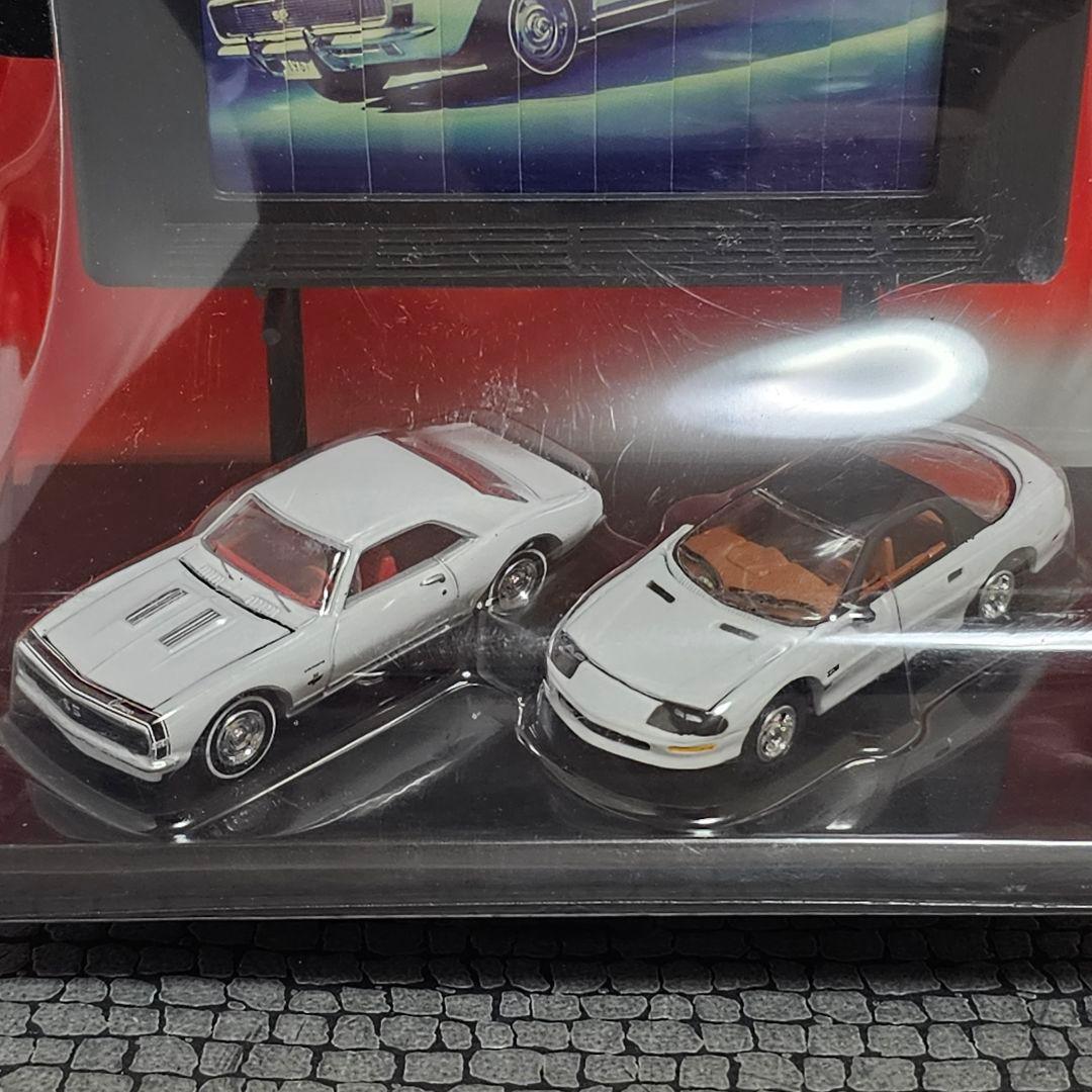 ジョニーライトニング　イエスタデイ&トゥデイ　シボレーカマロ　1/64