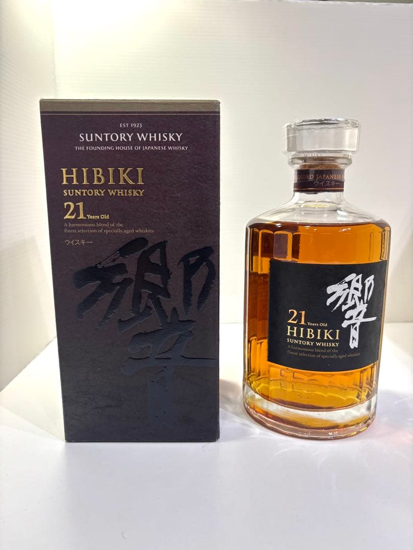響 Hibiki 21年 ブレンデッドウイスキー 700ml