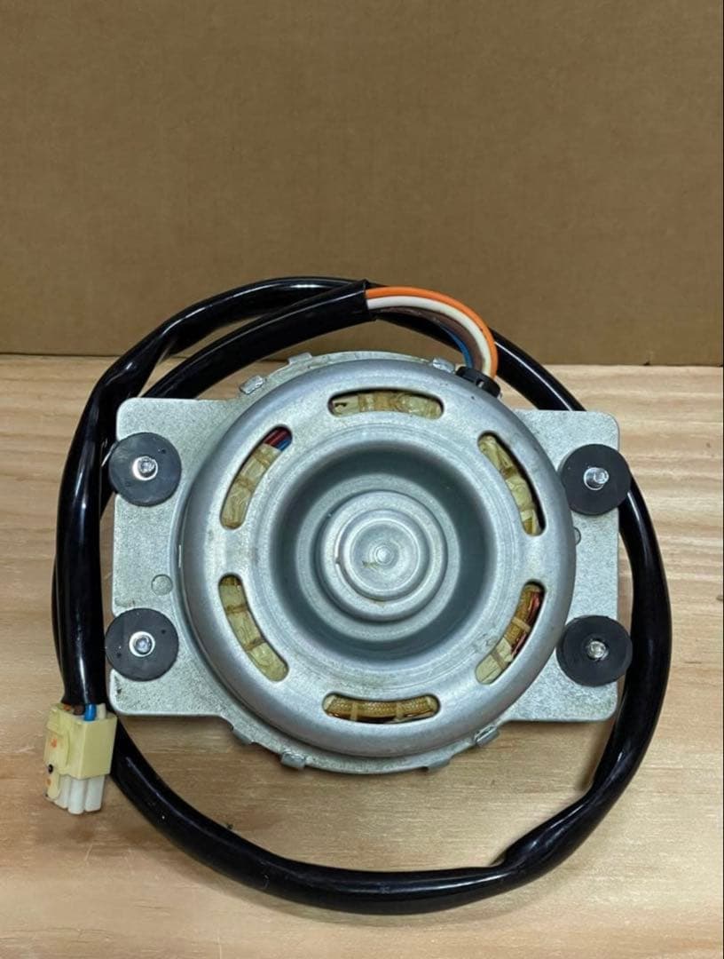 富士工業レンジフードモーター　１４２８００６１ T 動作確認済み9年物中古品！